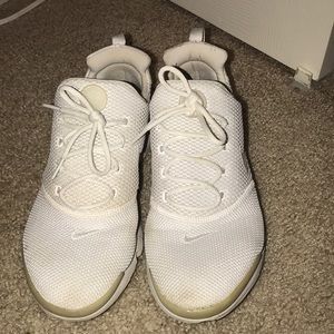 Perfect Condition White Nike Prestos!